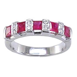 L0040 18KW Ruby and Diamond Band