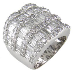 L1160 18KW Diamond Ring
